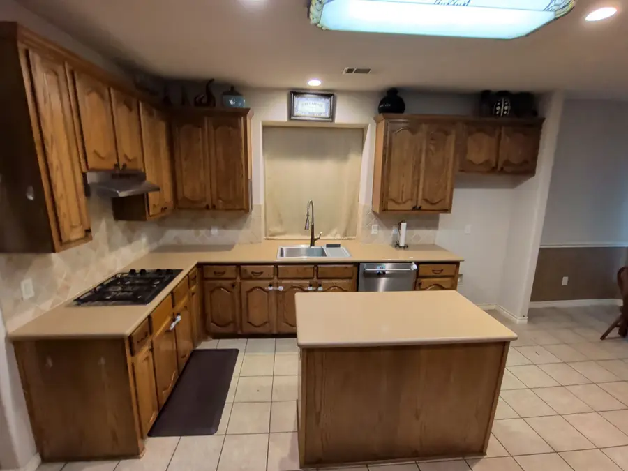917 Greenfield Court, Kennedale, TX 76060 - #3