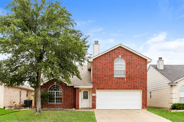 8959 Rushing River Drive, Fort Worth, TX 76118