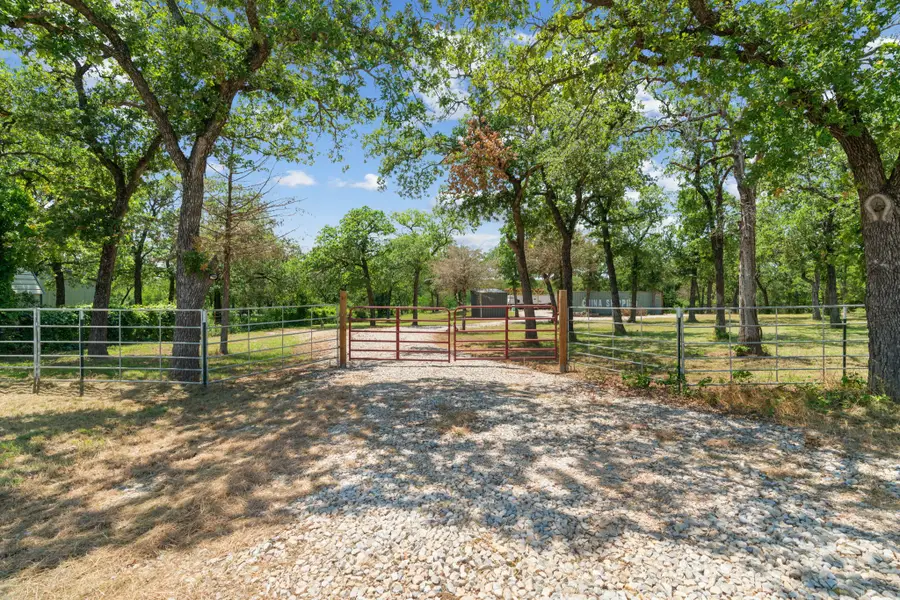 1385 Cr-1340, Chico, TX 76431 - #2