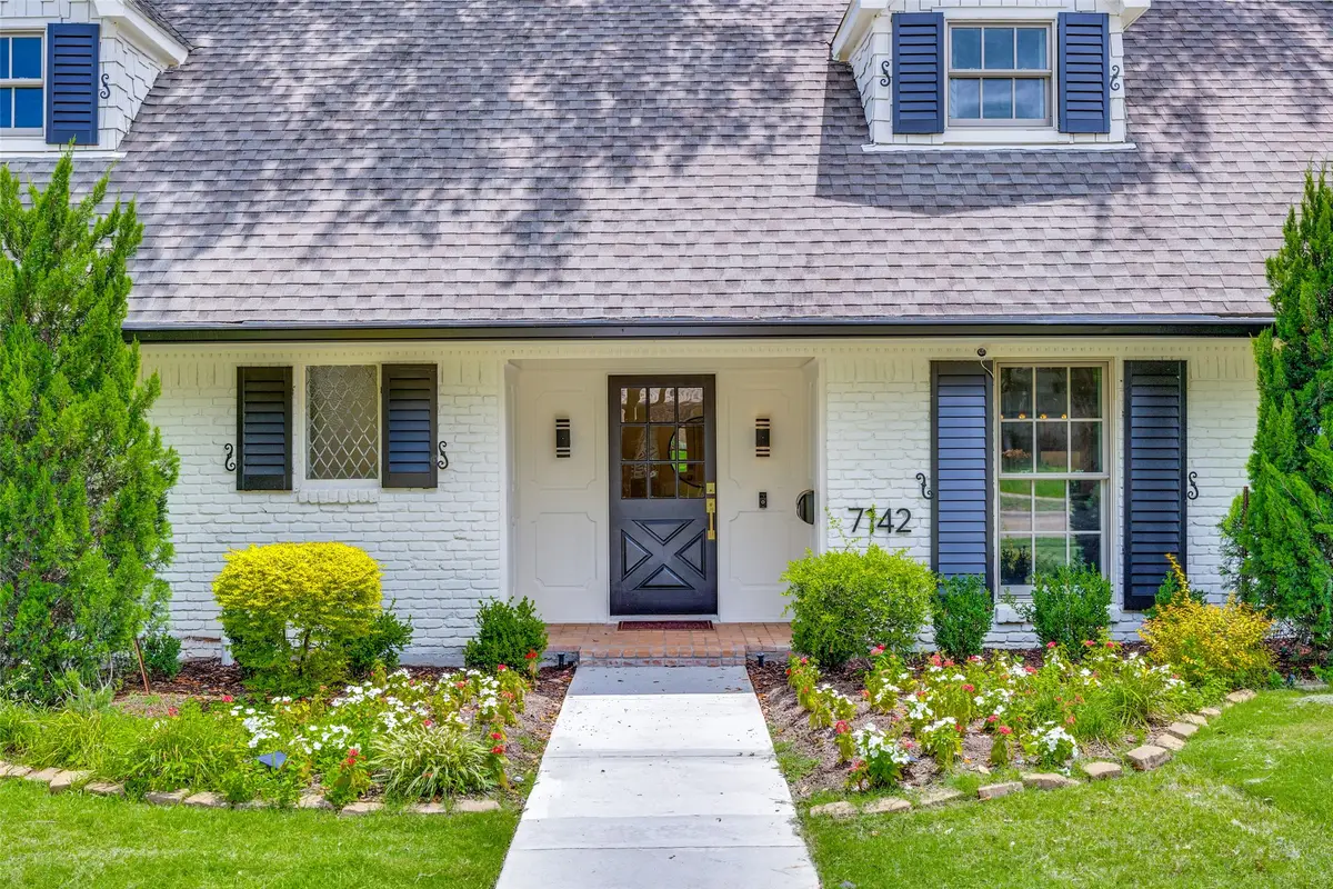 7142 Lakehurst Avenue, Dallas, TX 75230 - #1