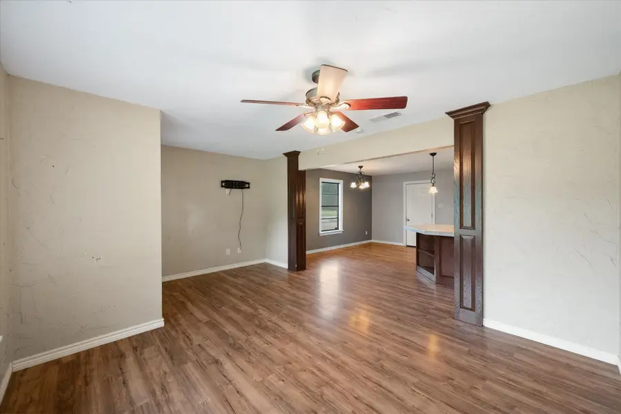 2322 W 1st Avenue, Corsicana, TX 75110 - #3