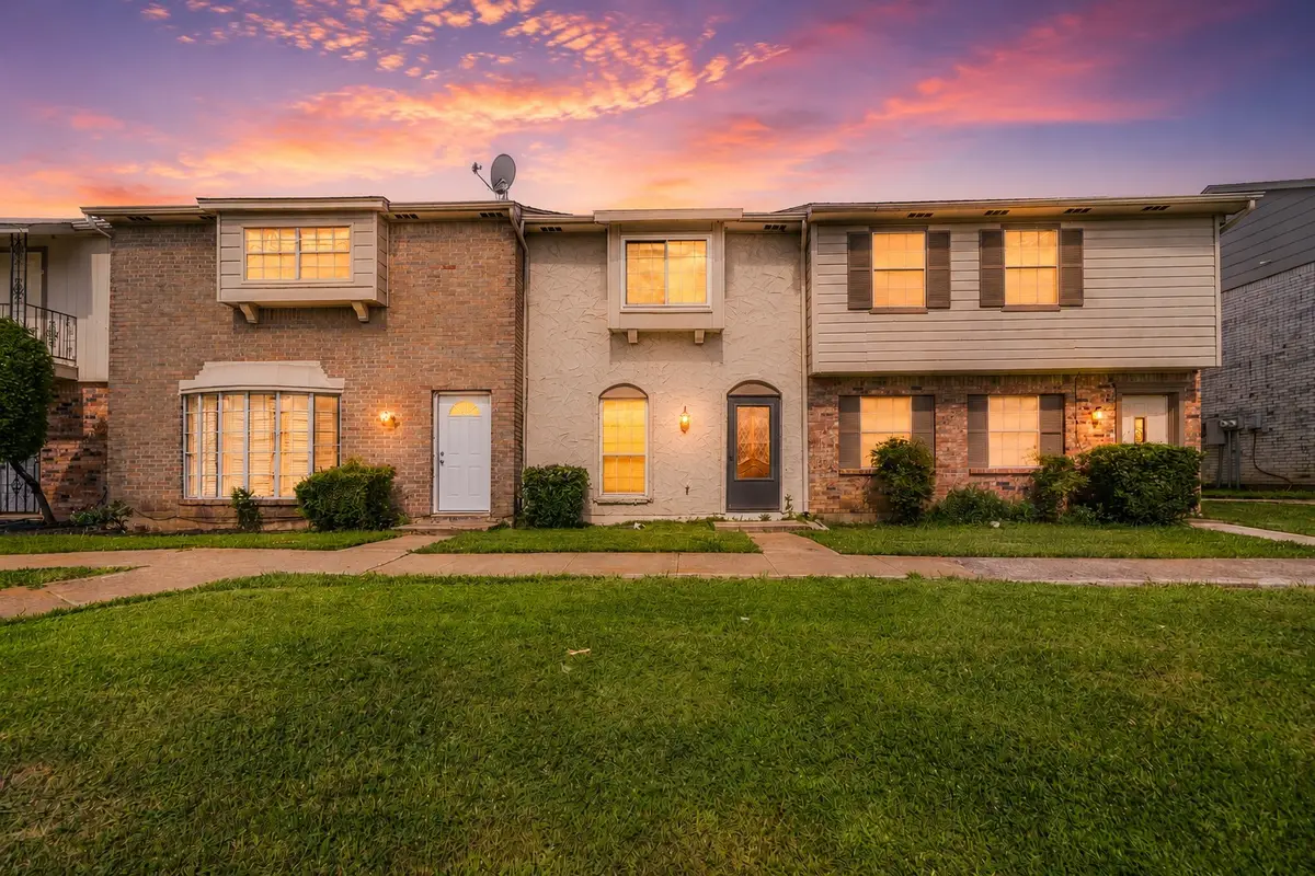 36 W Creek Lane, Grand Prairie, TX 75052 - #1
