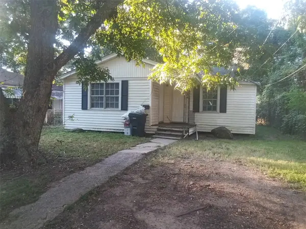 204 Montgomery Street, Bossier City, LA 71111