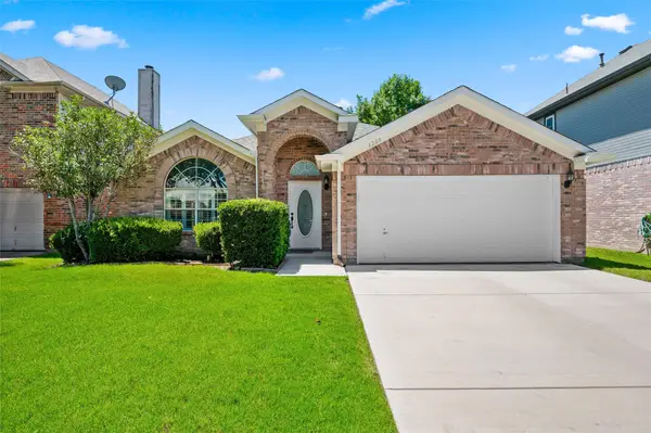 1209 Secretariat Drive, Grand Prairie, TX 75052