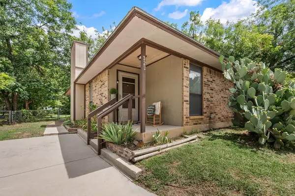 320 W Congress Street, Denton, TX 76201