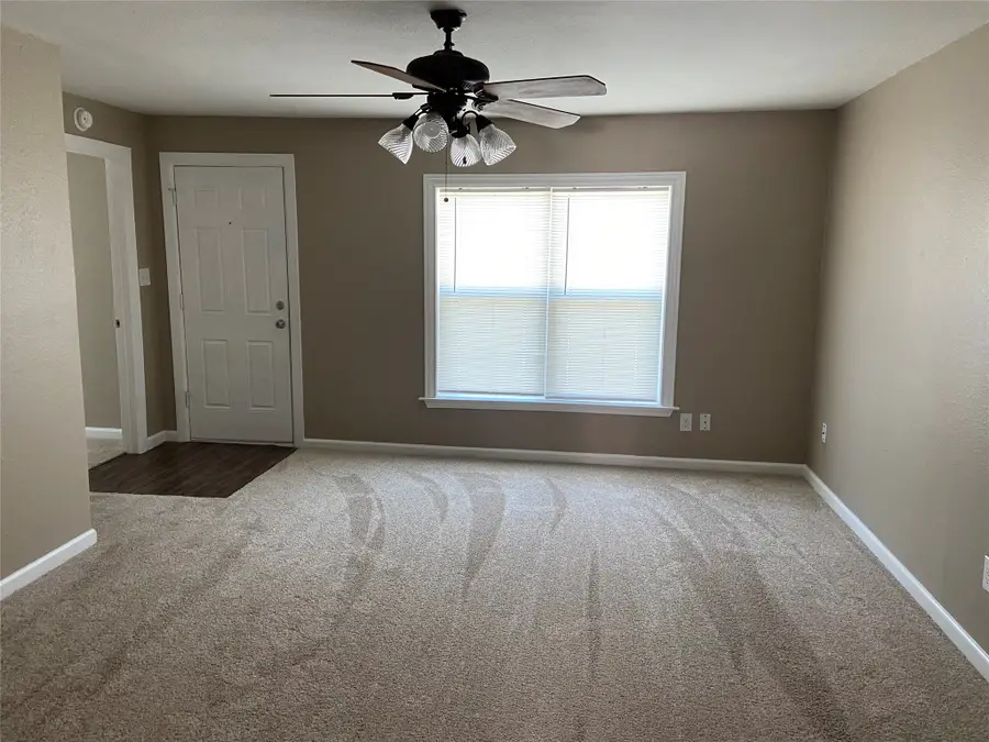 506 N Lamar Street, Weatherford, TX 76086 - #3