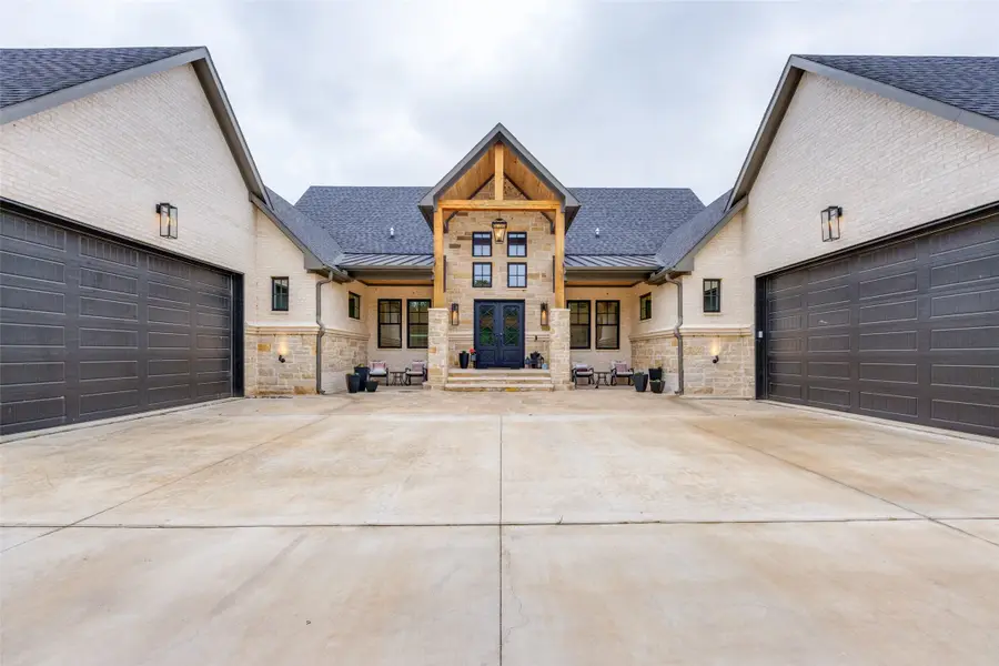 704 Palisades Drive, Gordonville, TX 76245 - #2