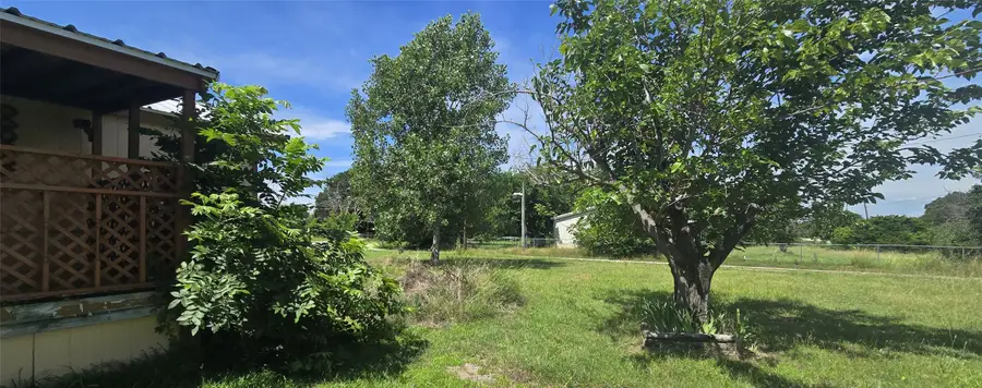 148 Whispering Oaks, Mineral Wells, TX 76067 - #2