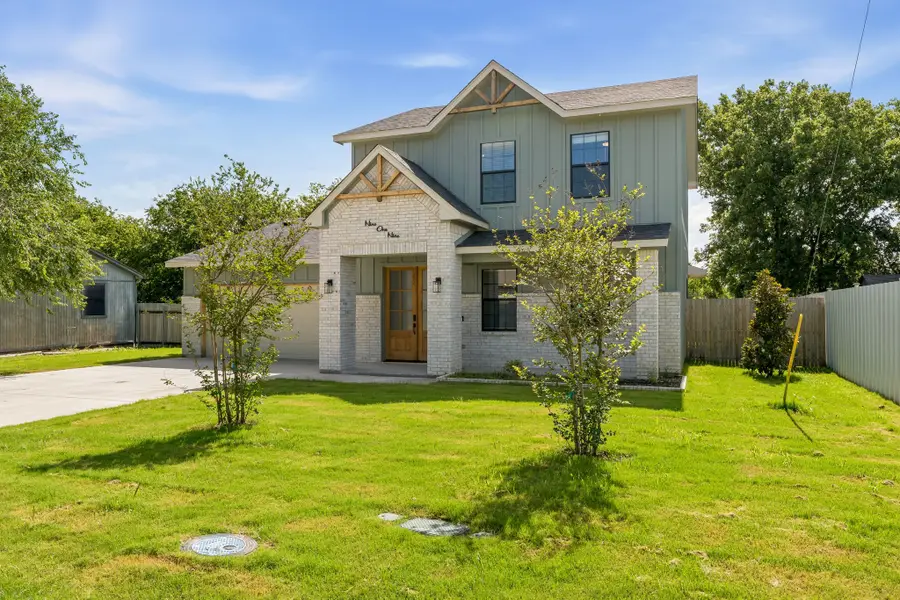 919 3rd Avenue, Mineral Wells, TX 76067 - #2