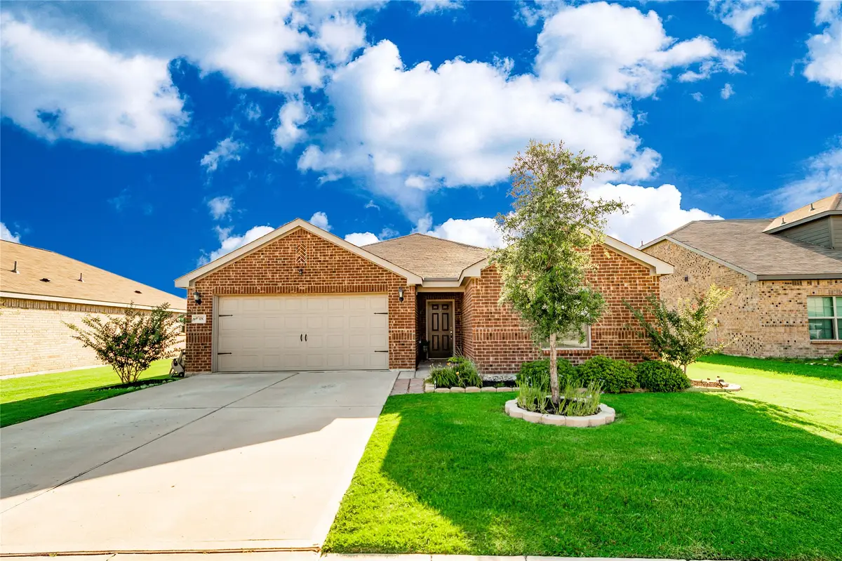 148 Cattlemans Creek Road W, Newark, TX 76071 - #1