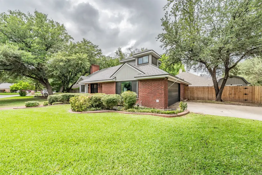4726 Kensington Court, Arlington, TX 76016 - #2