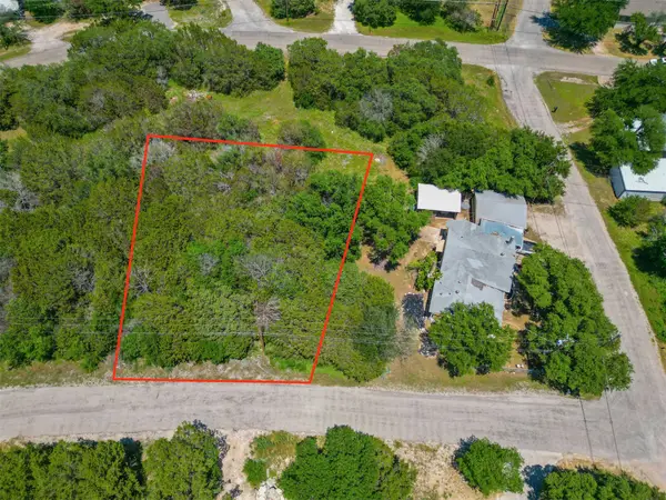 2718 N Mountain View Road, Granbury, TX 76048