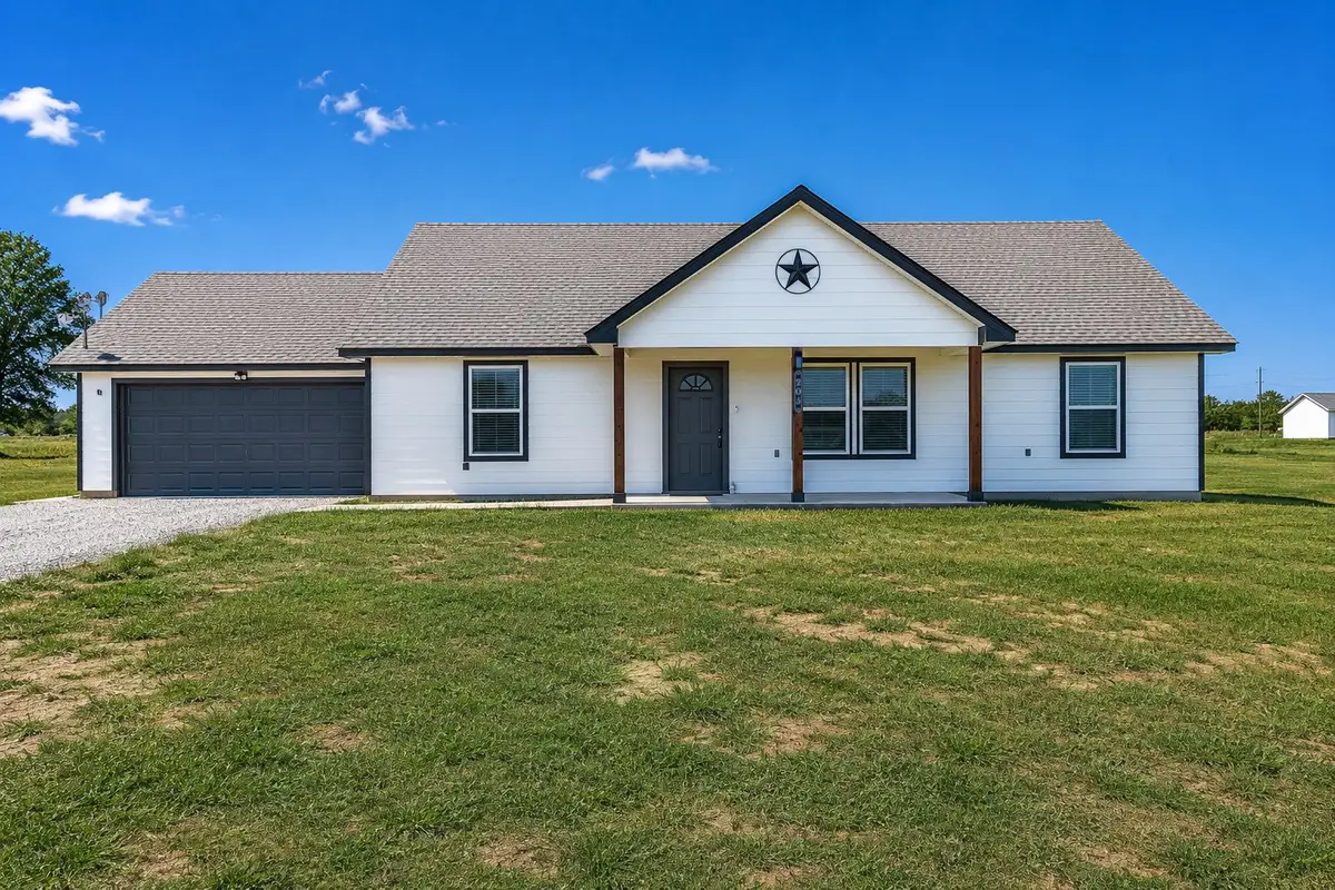 205 Altom Road, Springtown, TX 76082 - #1