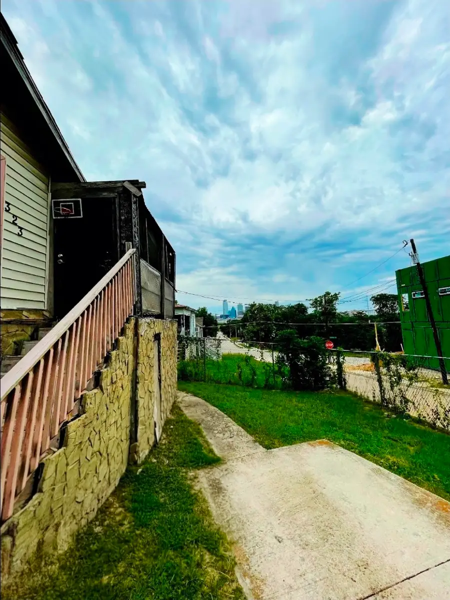 323 Sparks Street, Dallas, TX 75203 - #3