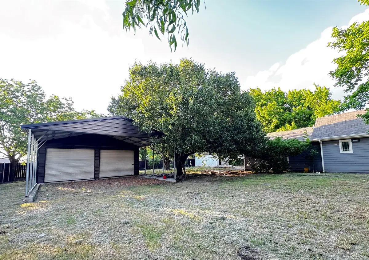 385 Main Street, Dorchester, TX 75459 - #1