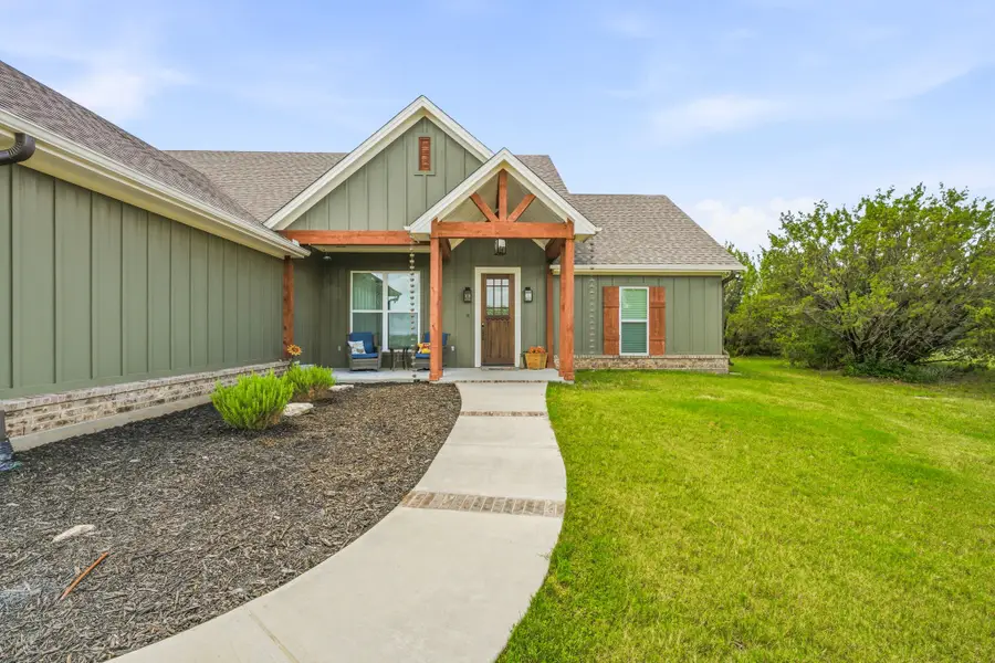 3265 Beacon Lake Drive, Bluff Dale, TX 76433 - #3