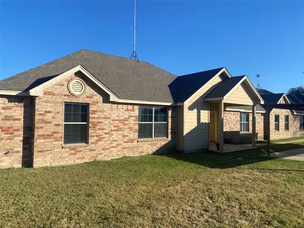 121-127 Sunburst Court, Weatherford, TX 76087