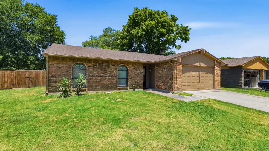 5821 Maiden Lane, Fort Worth, TX 76131 - #2