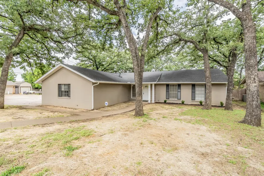 1412 Oxford Street, Arlington, TX 76013 - #2