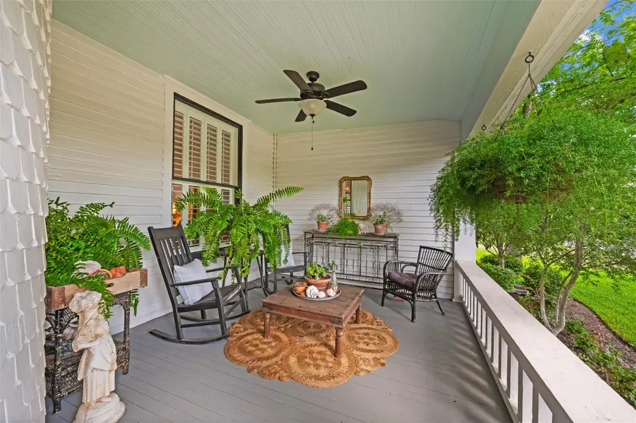 1026 W Main Street, Waxahachie, TX 75165 - #3