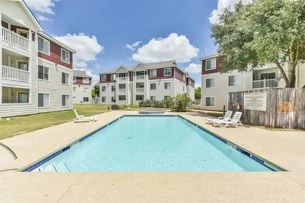 521 Southwest Parkway #304, College Station, TX 77840