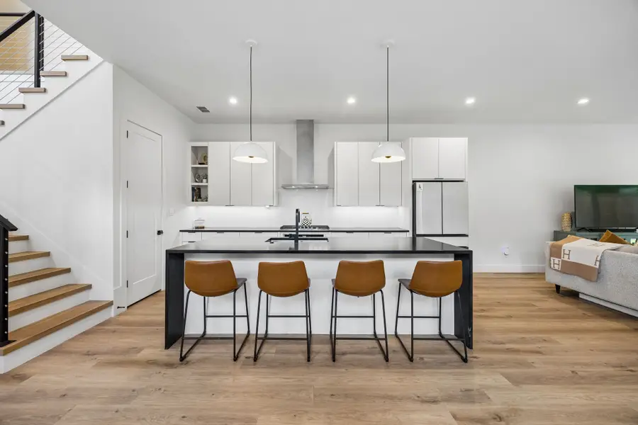 818 Muncie Avenue, Dallas, TX 75212 - #3