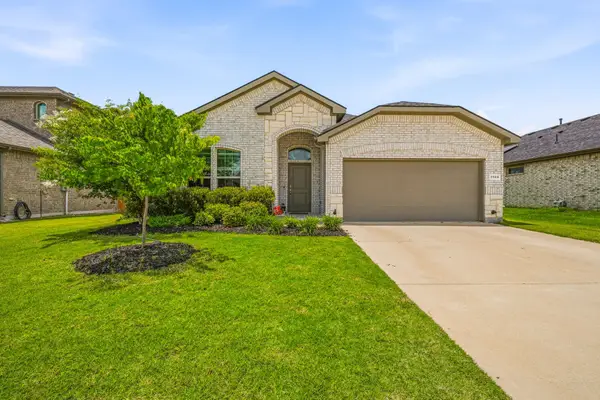 1106 Burlingame Drive, Cleburne, TX 76033