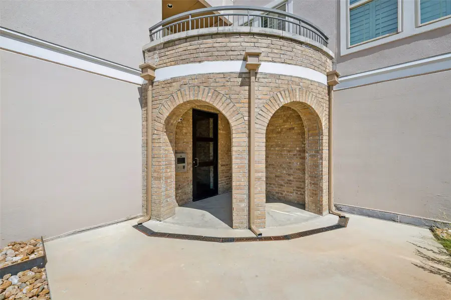610 Via Ravello #201, Irving, TX 75039 - #3