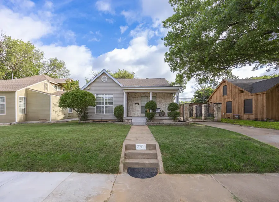2705 Yucca Avenue, Fort Worth, TX 76111 - #3