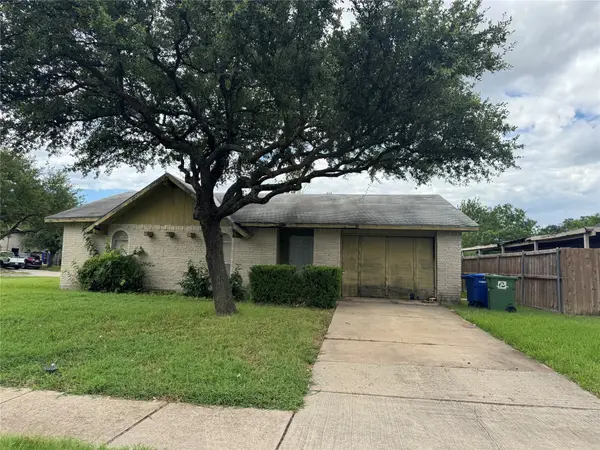 2124 Highbury Road, Carrollton, TX 75007
