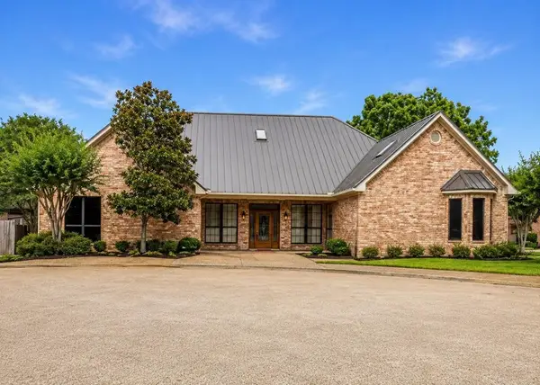 706 Park Place Drive, Athens, TX 75751