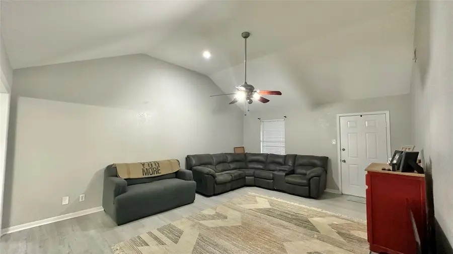 806 Crestline Drive, Mexia, TX 76667 - #3
