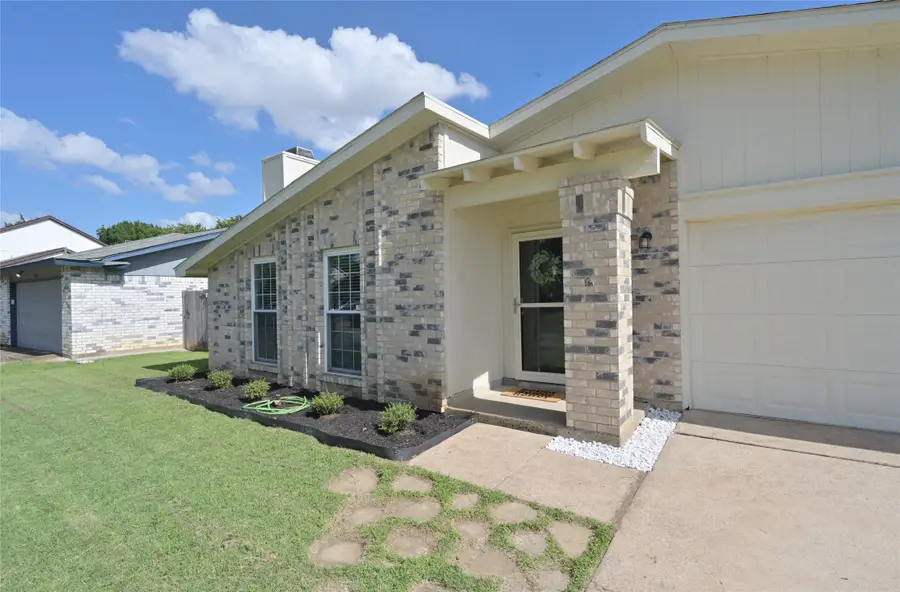 3409 Forest Creek Drive, Fort Worth, TX 76123 - #2