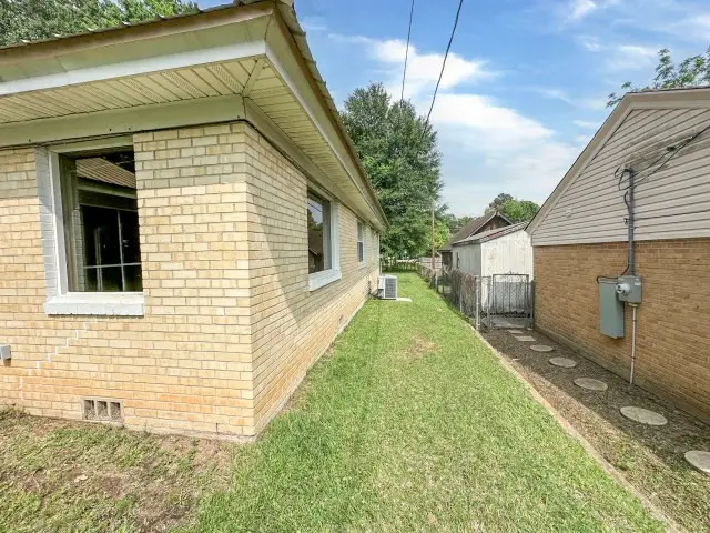 2302 N Akin Street, Texarkana, TX 75501 - #3