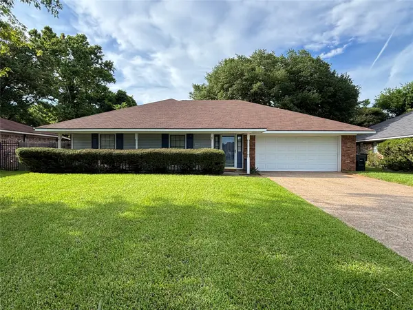 2527 Spruce Drive, Bossier City, LA 71111