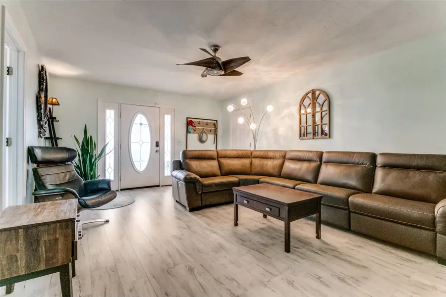 500 S Las Vegas Trail, White Settlement, TX 76108 - #3