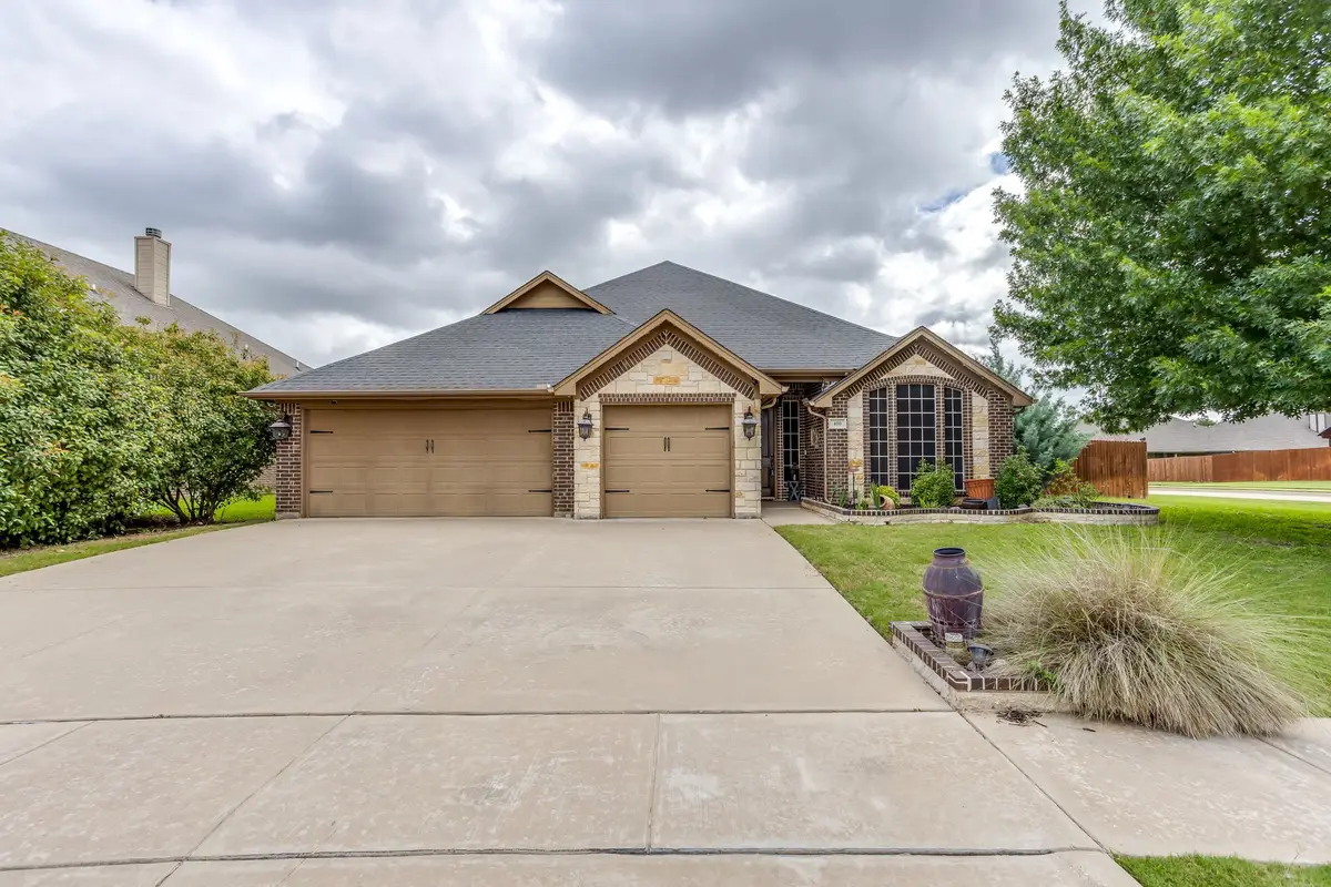 400 Hudson Lane, Burleson, TX 76028 - #1