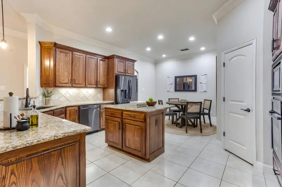 400 Hudson Lane, Burleson, TX 76028 - #3