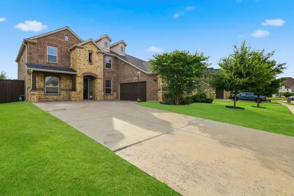 3301 Stone Canyon Drive, Mansfield, TX 76063