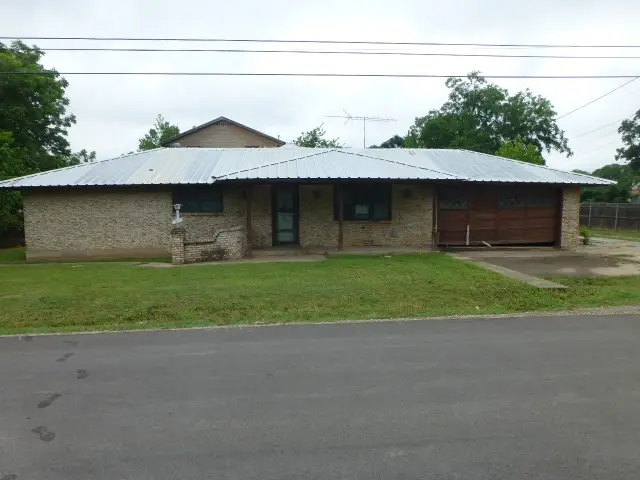 619 N Avenue A, Springtown, TX 76082 - #1