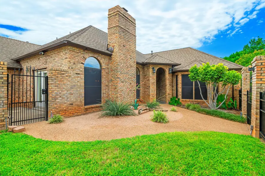 608 Gunnison Drive, Arlington, TX 76006 - #3