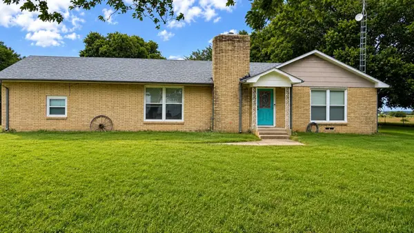 1444 County Road 218, Gainesville, TX 76240