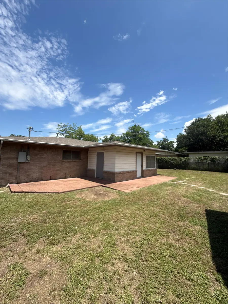 1998 Crestridge, Stephenville, TX 76401 - #3