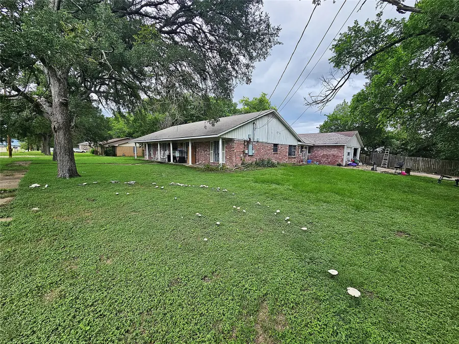 1003 W Angeline Street, Groesbeck, TX 76642 - #3