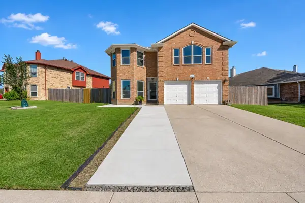 1253 Topeka Drive, Saginaw, TX 76131
