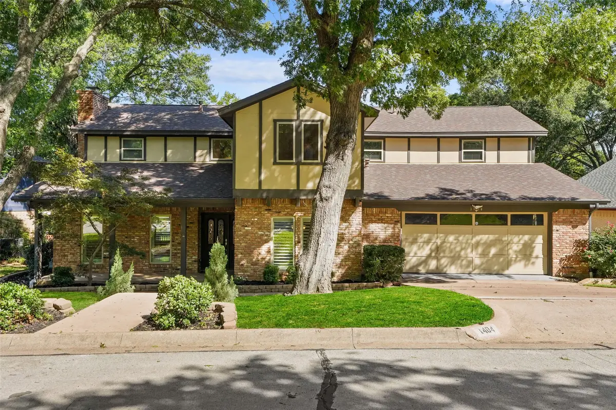 1404 Creekford Drive, Arlington, TX 76012 - #1