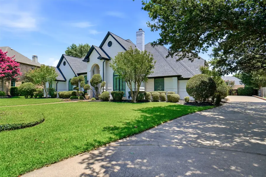 801 Ridgedale Court, Southlake, TX 76092 - #2
