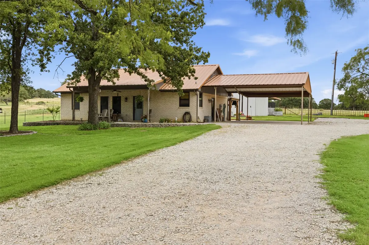 146 Private Road 1525, Bridgeport, TX 76426 - #1