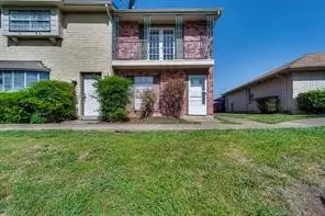 14 W Townhouse Lane #34, Grand Prairie, TX 75052 - #1