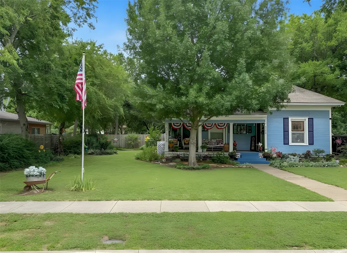 1309 N Austin Street, Denton, TX 76201 - #1